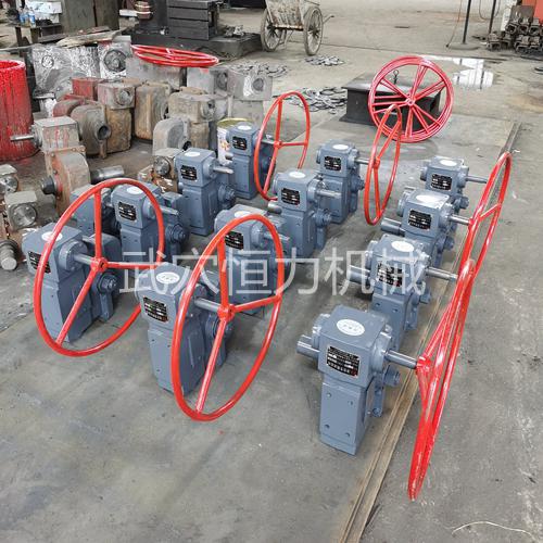 155913762.jpg 手動(dòng)減速機(jī)1.jpg